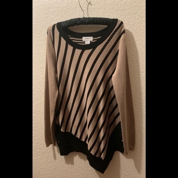Liz Claiborne sweater tan & black - Picture 4 of 9